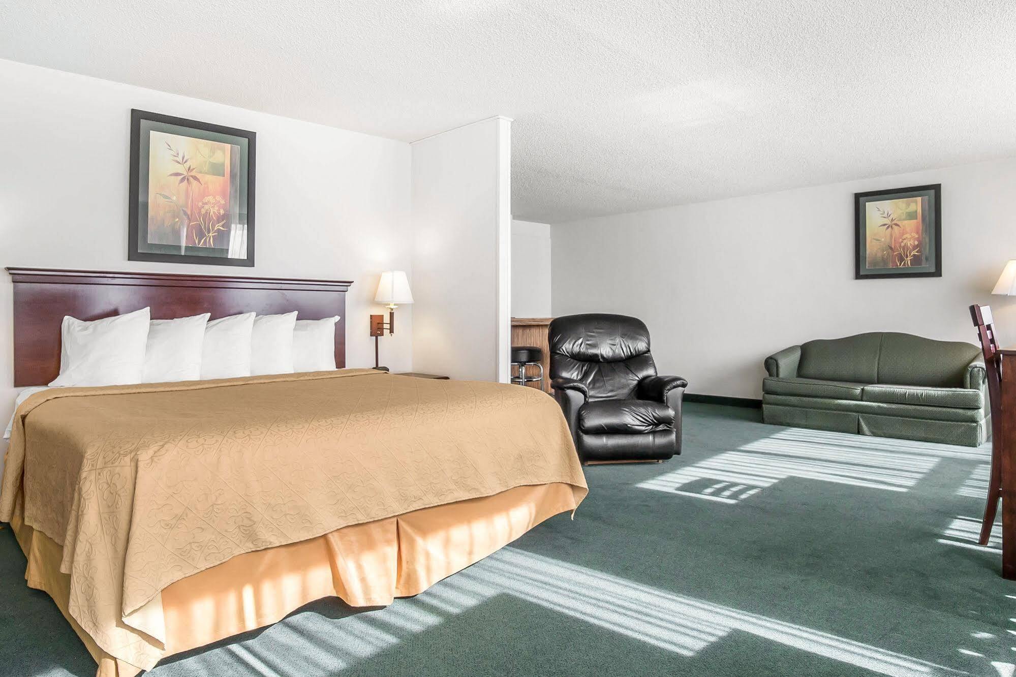 Baymont By Wyndham Great Falls City Center Exteriör bild